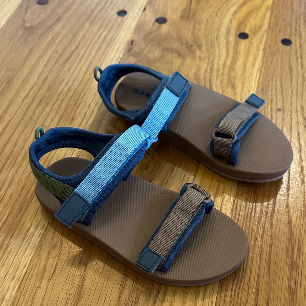 Old Navy Kids' Blue and Tan Sandals
